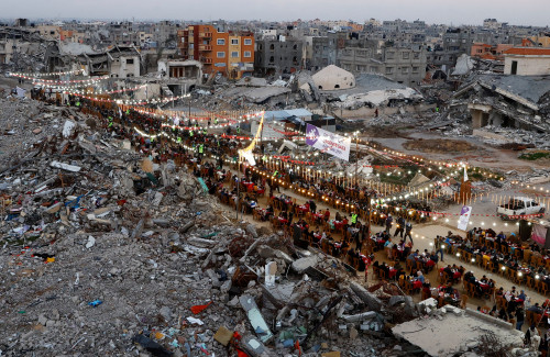 France, Germany, Italy and UK back Arab plan for Gaza reconstruction