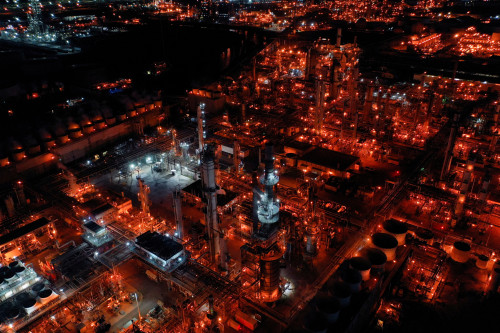 Refining stocks plunge to near two-year lows as Trump tariffs spur demand worries