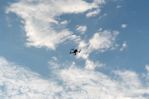 US proposes new drone rules that could lead to Starbucks, Amazon deliveries