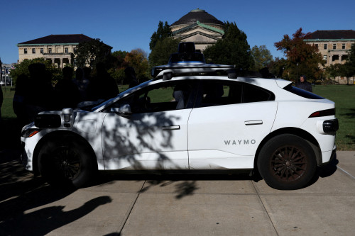 Waymo launches robotaxi freeway service in San Francisco, LA, Phoenix